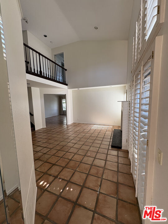 Building Photo - 24715 Cll Largo