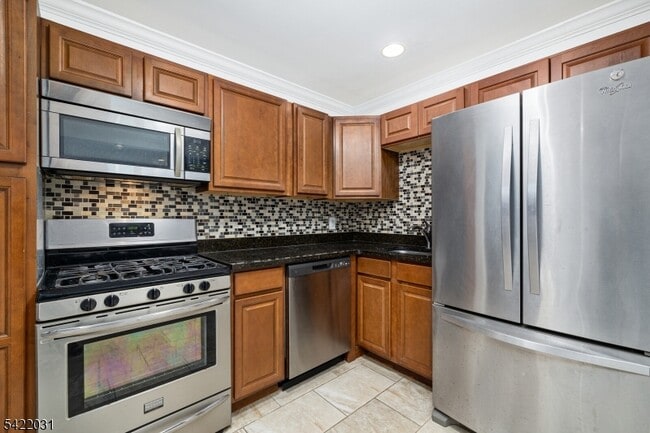 Building Photo - 33 Stockton Ct