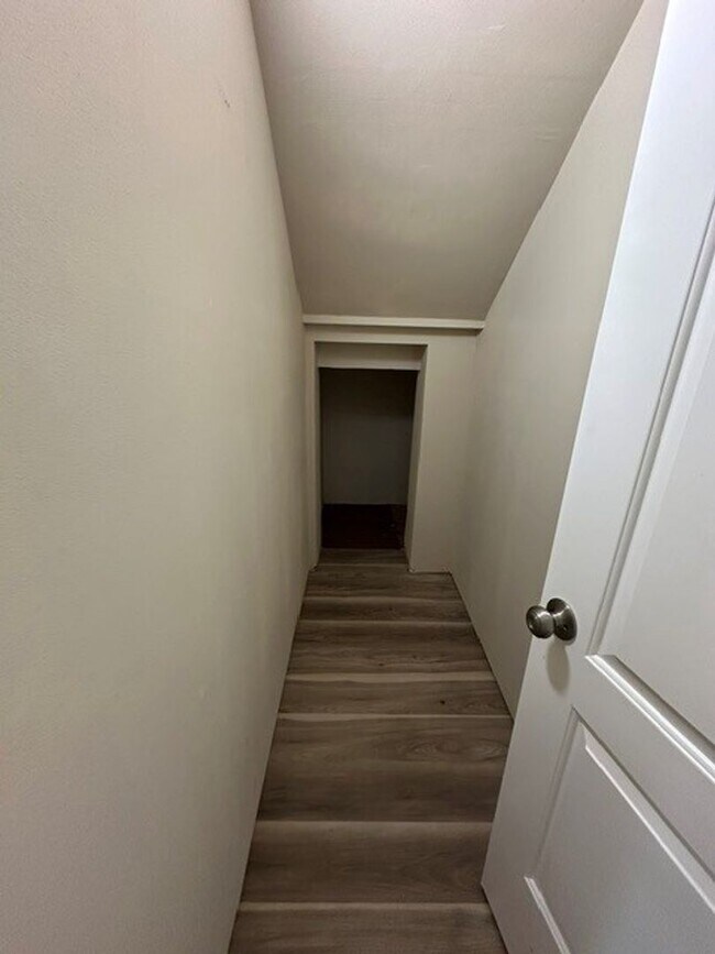 Building Photo - 7175 Vista Ridge Dr