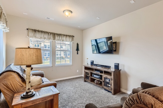 Building Photo - 36 N Olympian Dr