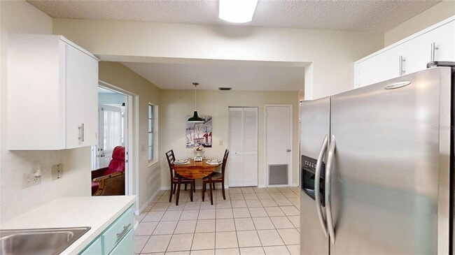 Building Photo - 8741 SW 96th Ln