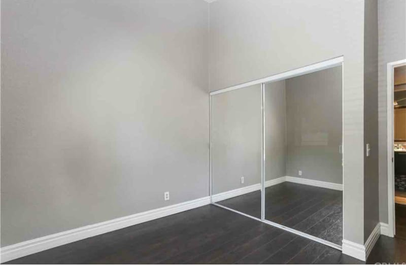Building Photo - 21372 Brookhurst St