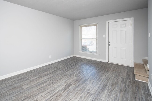 Building Photo - 1102 Marble St