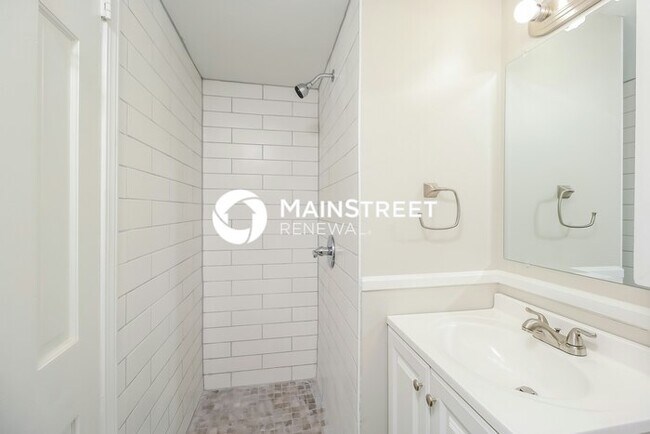 Building Photo - 3 Bedroom Pet-Friendly Home in OKLAHOMA CI...