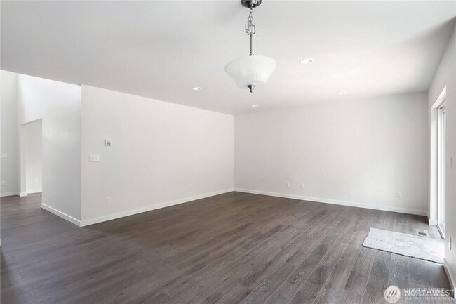 Building Photo - 319 Whitetail Lp