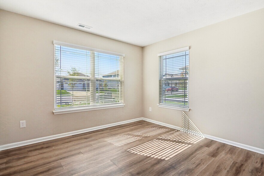 Building Photo - 511 Marsh Aster Dr