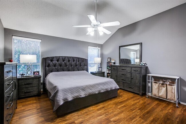 Building Photo - 1309 Aspen Ln