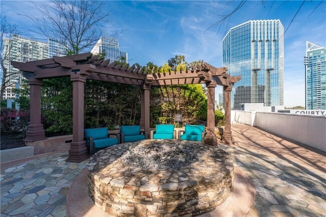 Building Photo - 3324 Peachtree Rd