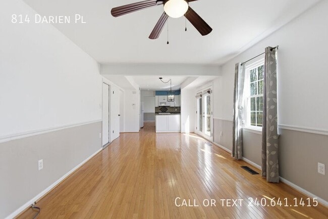 Building Photo - 814 Darien Pl