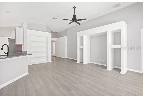 Building Photo - 5513 Terrain De Golf Dr