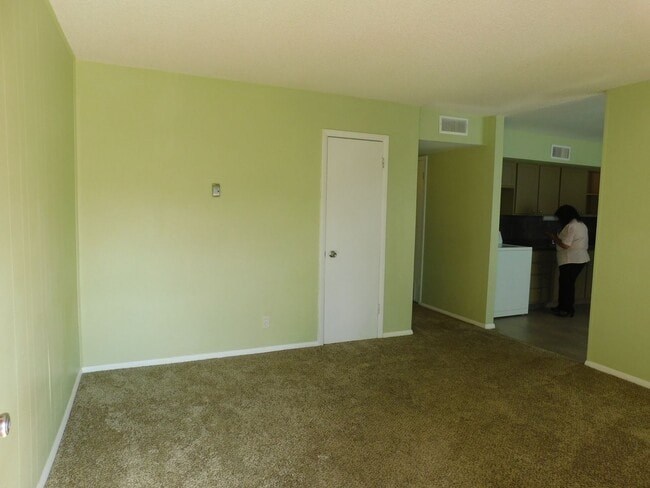 Building Photo - 1803 Mason Dr