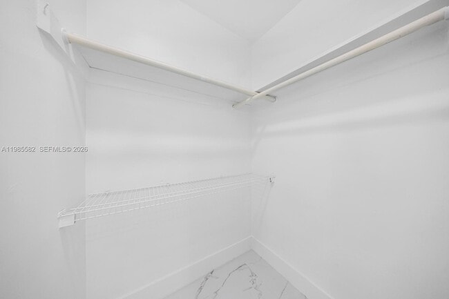 Building Photo - 6172 SW 44th St