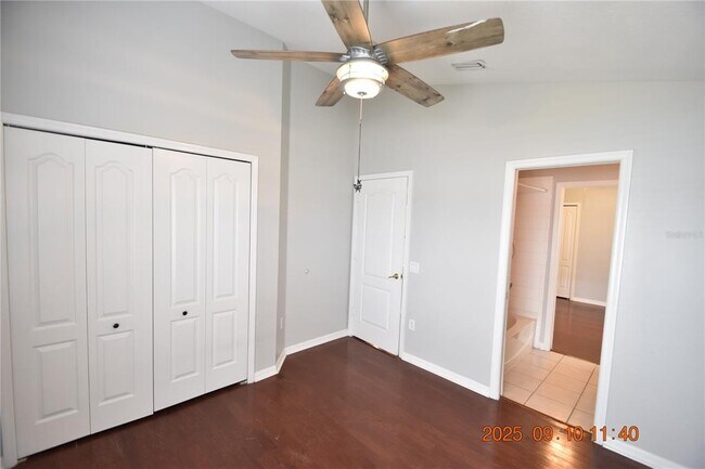 Building Photo - 12913 Lake Vista Dr
