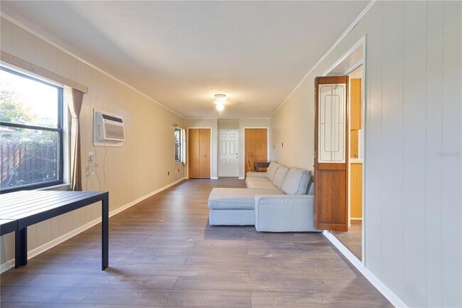 Building Photo - 3101 N Canal Dr