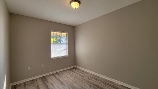 Building Photo - 709 Whippoorwill Ln