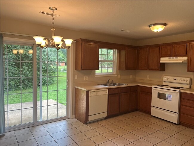 Building Photo - 2156 Kristy Ln