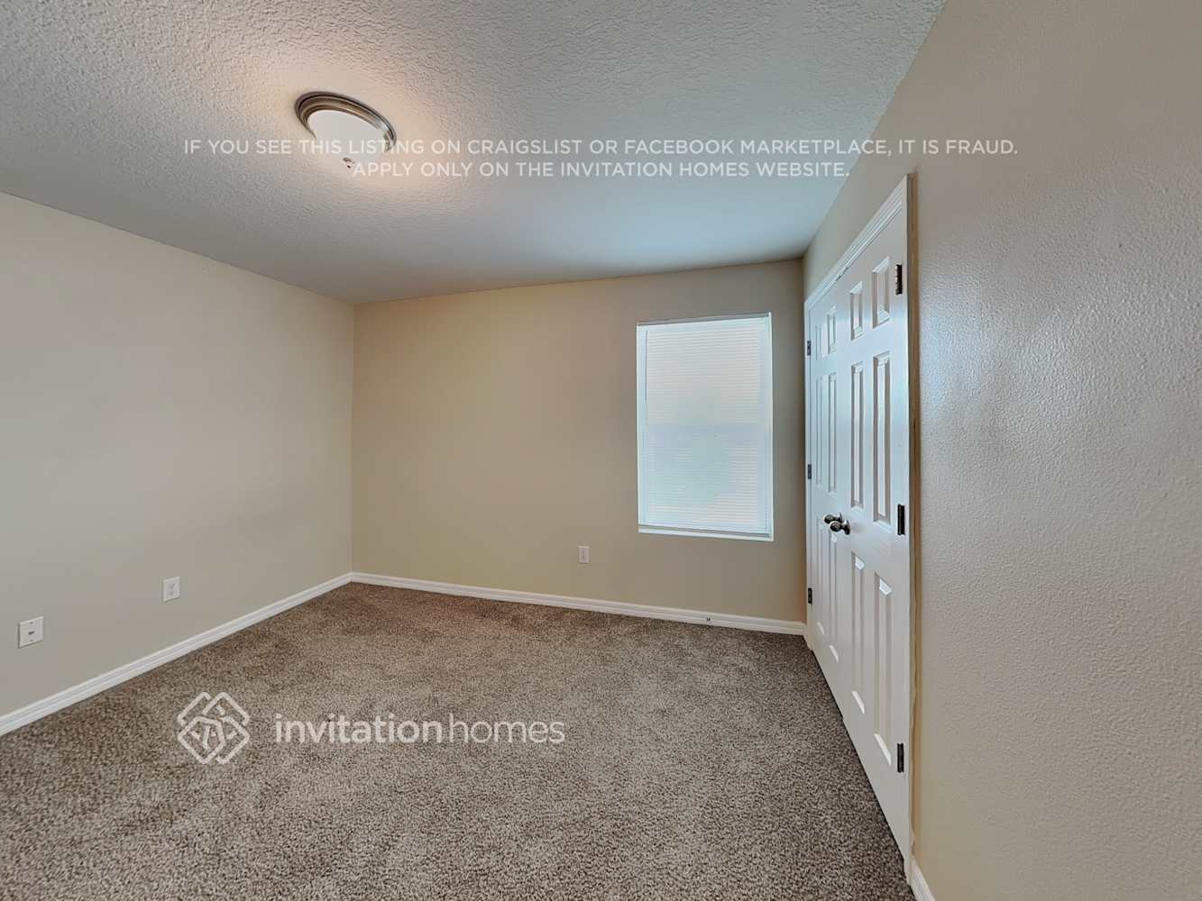 Building Photo - 18840 Deer Tracks Loop