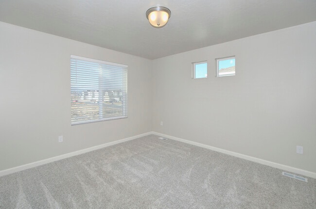 Building Photo - 63 N Veranda Ct