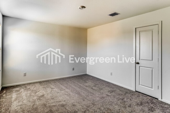 Building Photo - 737 Magnolia Creek Dr