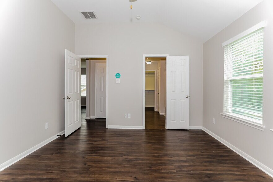 Building Photo - 13042 Rose Landing Dr