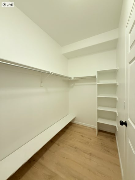 Walk in Closet - 12943 Lafayette St