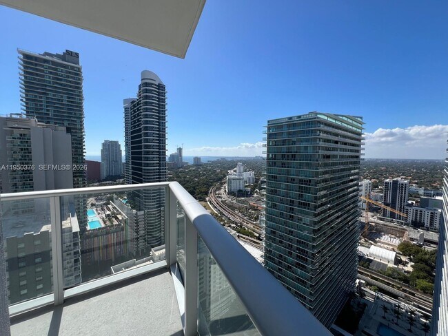 Building Photo - 1100 S Miami Ave