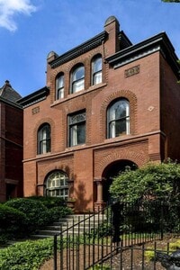 Building Photo - 1454