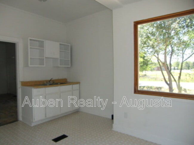Building Photo - 1914 1/2 Kratha Drive