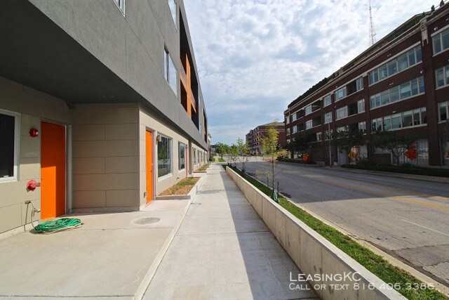 Building Photo - Twenty9 Gillham
