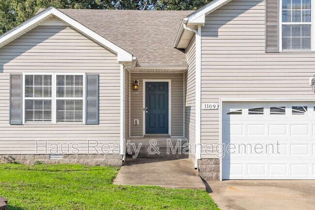 Building Photo - 1109 Gunpoint Dr