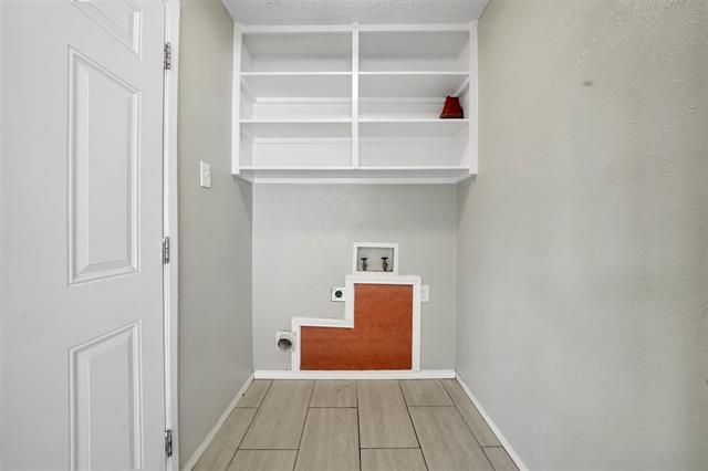 Building Photo - 3113 Peachtree Ln