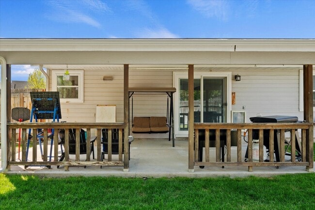 Building Photo - 2106 Carey Pl