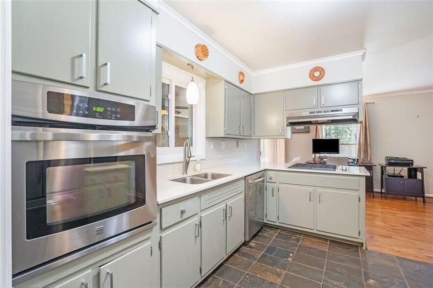 Building Photo - 1220 Blueberry Trail