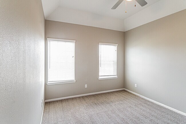 Building Photo - 3209 Youngs Meadow Ln