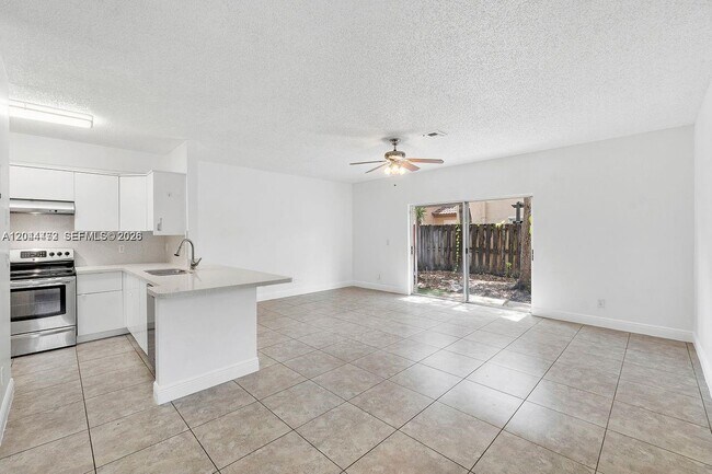 Building Photo - 16035 Emerald Cove Rd