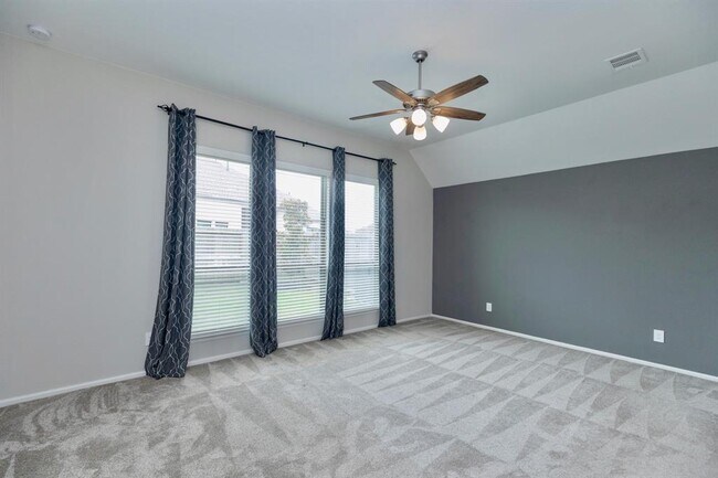 Building Photo - 30103 Aralia Dr