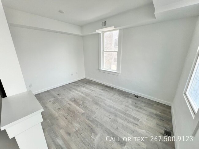 Building Photo - Elegant One Bedroom Apartment in Great Area.