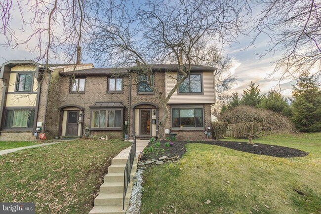 Building Photo - 3473 E Gate Pl