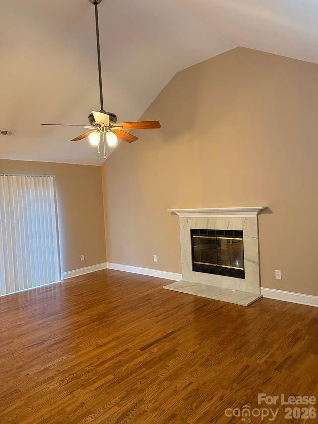 Building Photo - 9015 Carastan Dr