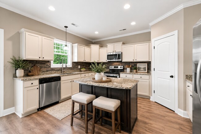 Building Photo - 208 Misty Cove Ct