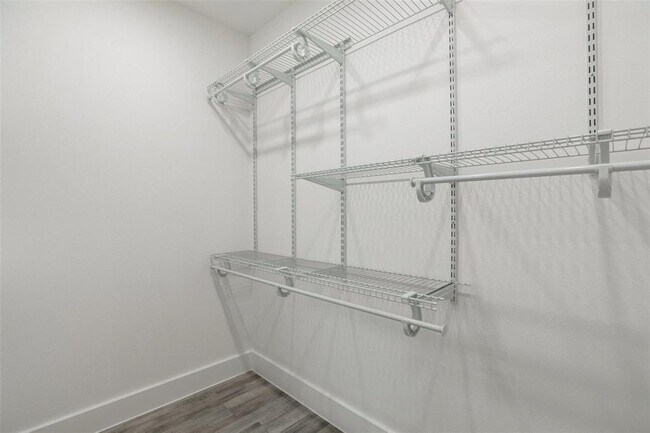 Building Photo - 1101 Clayton Ln