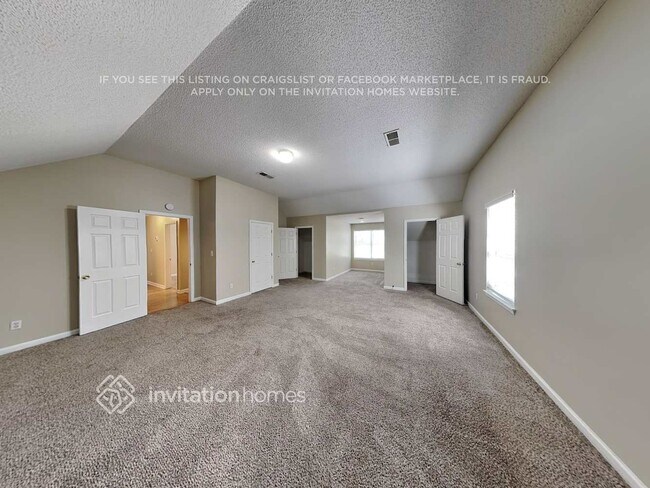 Building Photo - 438 Pecan Wood Cir