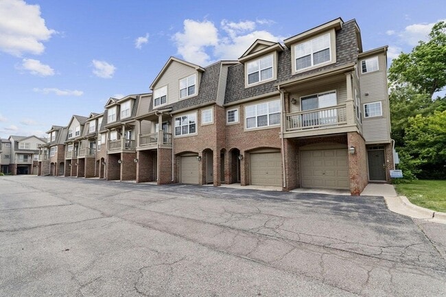 Primary Photo - 2777 Barclay Way