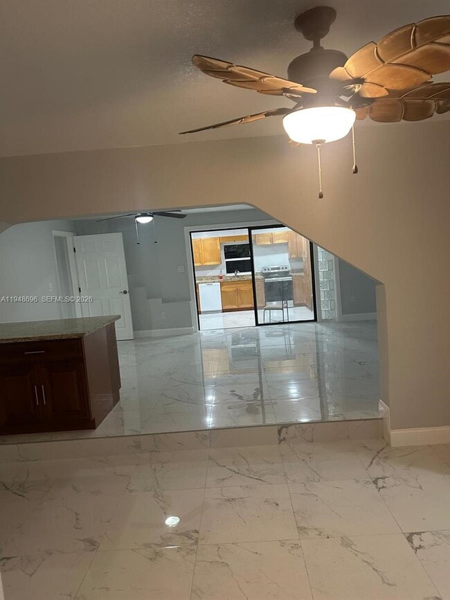 Building Photo - 1705 NE 157th Ter