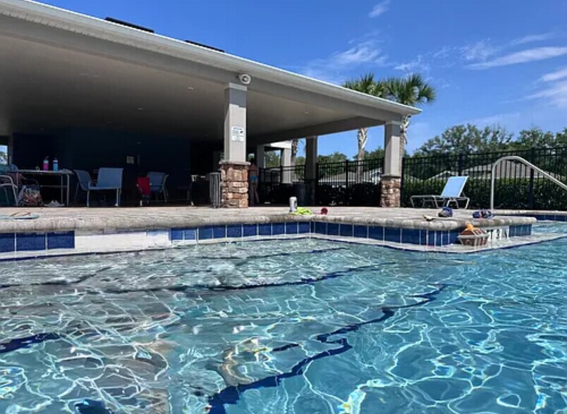 Community Pool & Cabana within gated neighborhood - 1620 Delphi Way