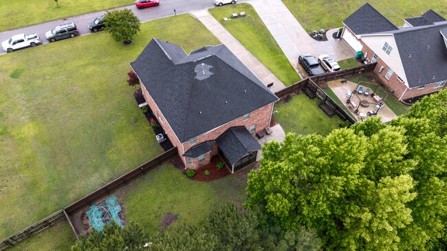 Building Photo - 1031 Rockdale Blvd