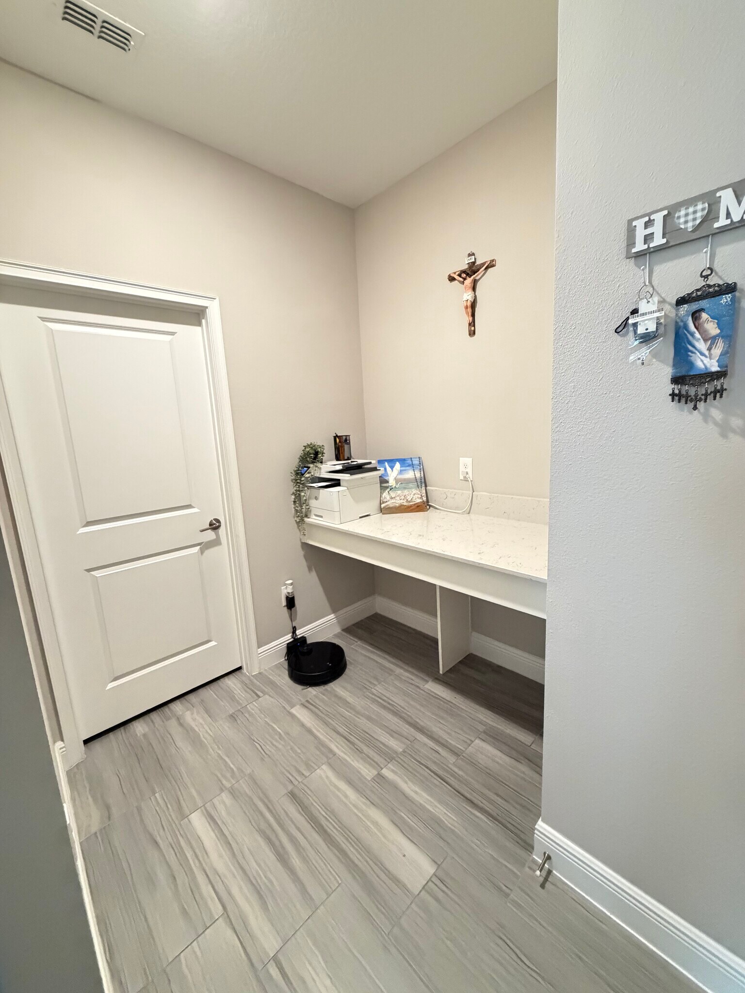 Building Photo - 9971 Campanula Ct