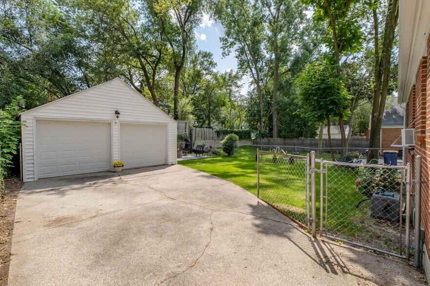 Building Photo - 1450 Philadelphia Ave SE