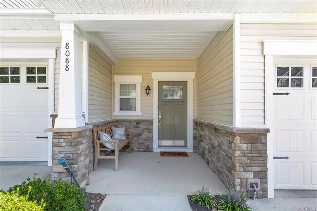 Building Photo - 8088 Bisbrooke Ct