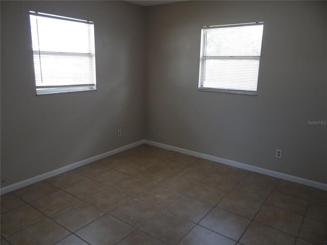 Building Photo - 11017 126th Ave N